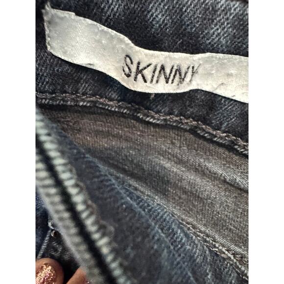 Calvin Klein Jeans Men Skinny Fit Dark Wash Staple Classic Denim Pants - Picture 8 of 8